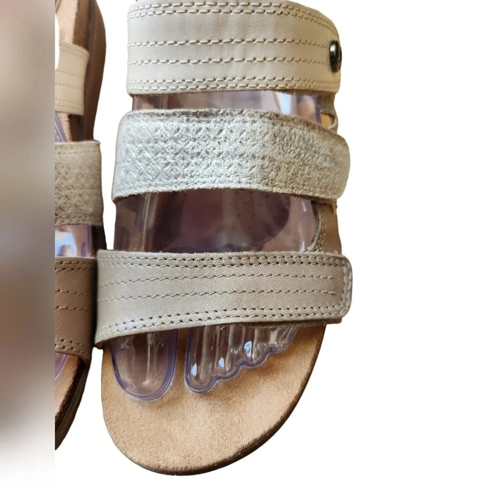 Cobb Hill Women's Sandals Adjustable Strap Comfort‎ Cork Footbed